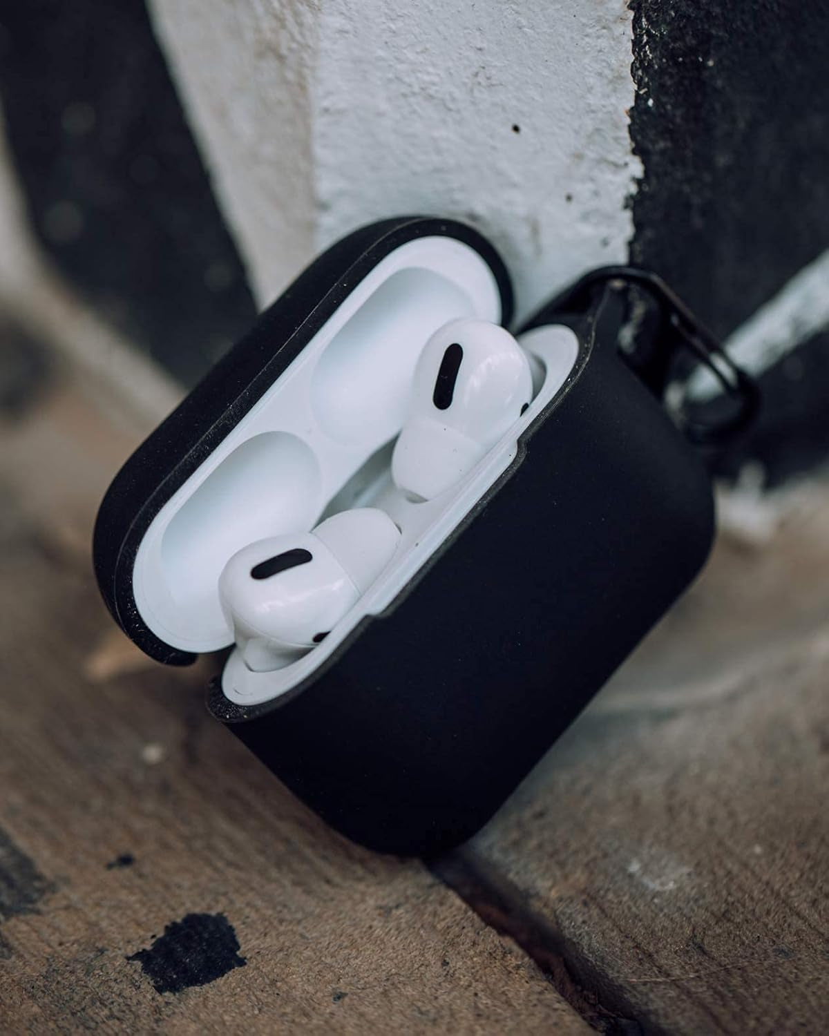 – Soft Silicone Case for Airpods Pro - Matte Black | Shockproof, 360° Protective Apple Airpods Case Cover with Keychain | Wireless Charging Compatible with Front LED Visible